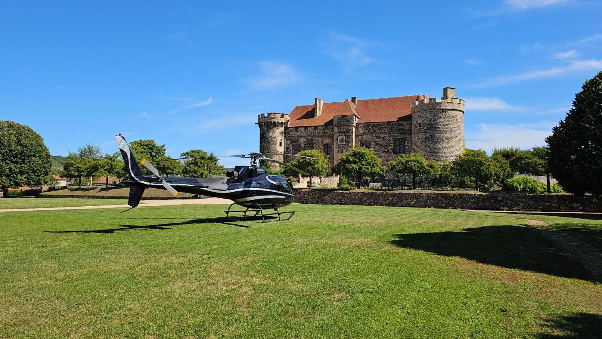 Chateau Royal De Saint-Saturnin Bagian luar foto